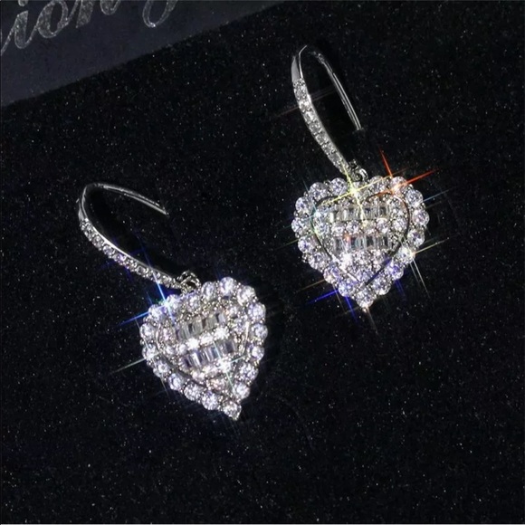 New 925 Silver Heart Zircon Ear Hook Drop Dangle - Picture 4 of 6